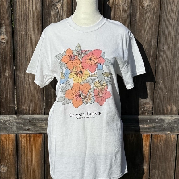 Tops - Floral Graphic T-Shirt color changing in the sun, women’s SM